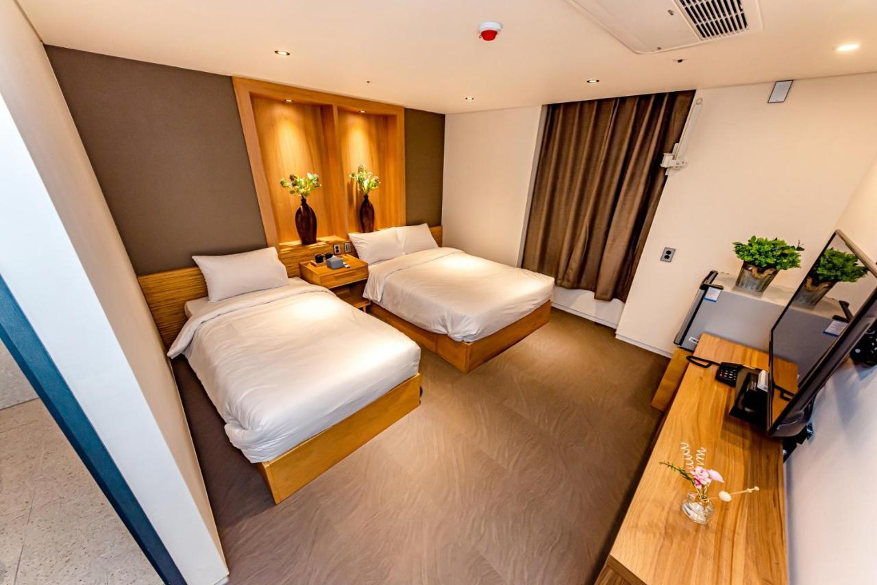 The Jade Hotel Jeju Buitenkant foto