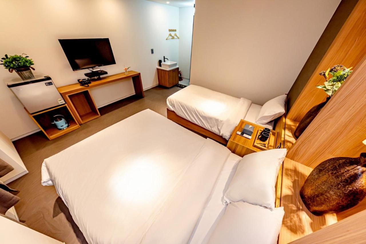 The Jade Hotel Jeju Buitenkant foto
